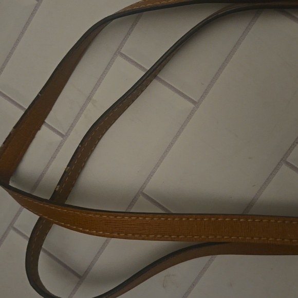 Dooney And Bourke Tan Shoulder Bag - Picture 4 of 12